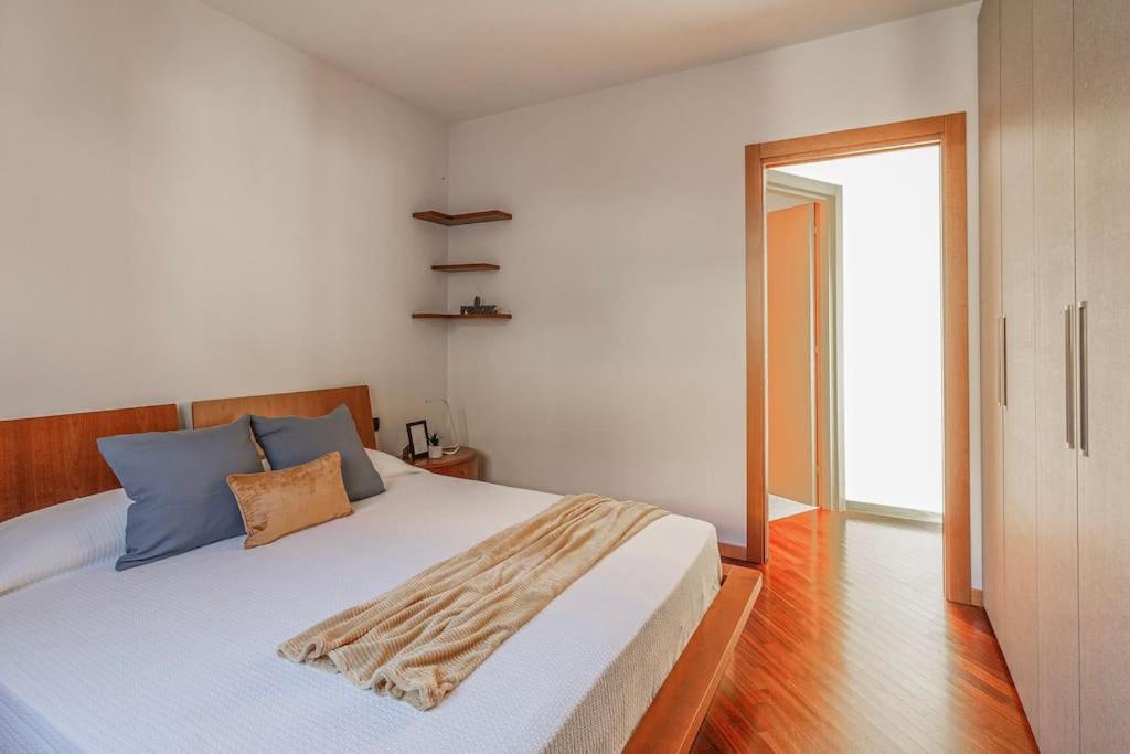 Appartement Bellavista Con Ac E Posto Auto A Brunate *